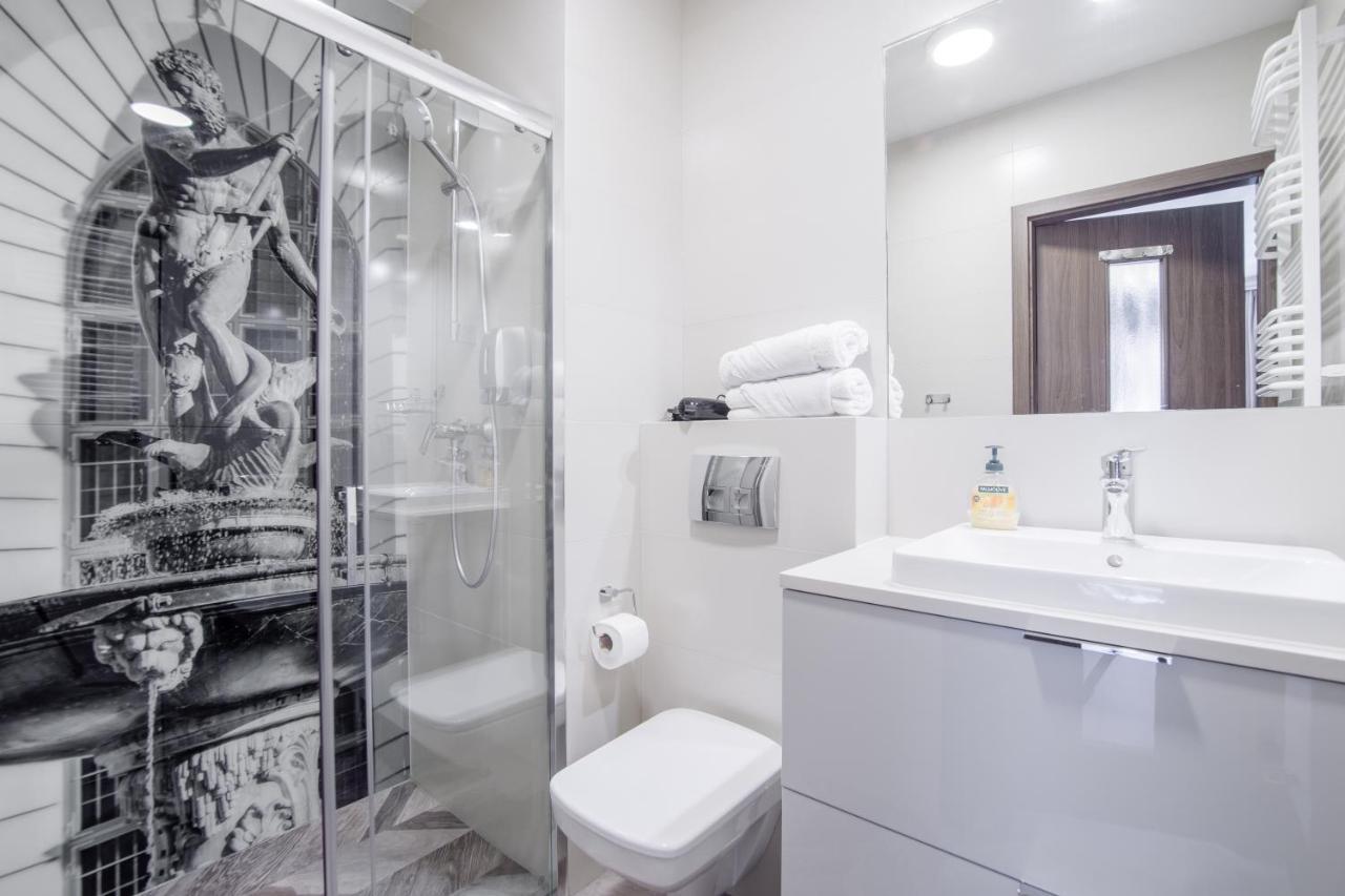 Zefiro Chmielna Apartment กดัญสก์ ภายนอก รูปภาพ